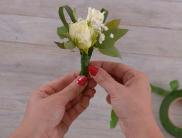 Do It Yourself With Flowers - Boutonnières