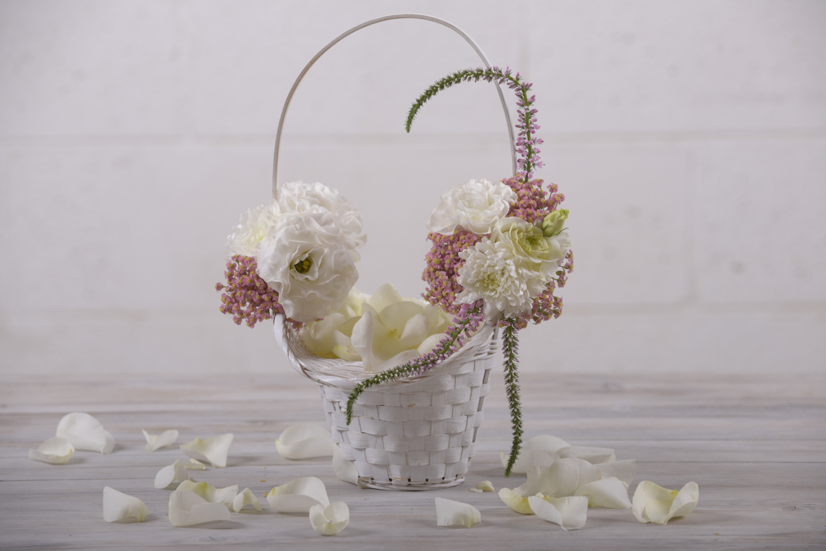 63 FloraQueen EN DIY With Flowers: Floral Wedding Basket