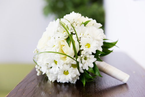 White bouquet of chrysanthemums
