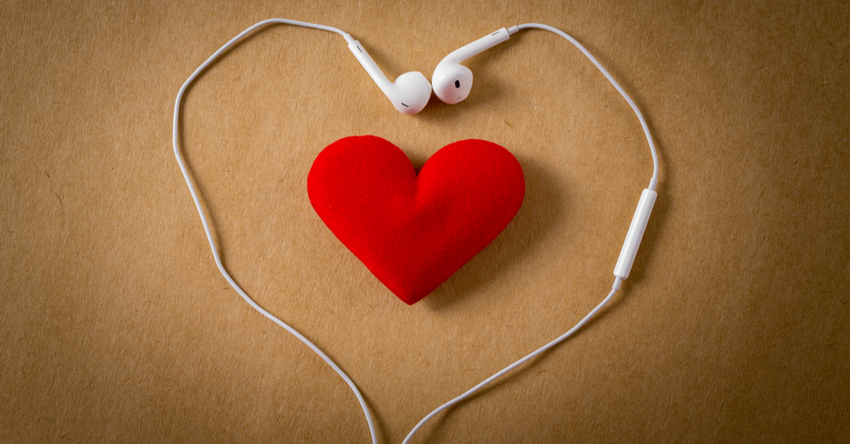 Love heart and white ear pod headphones