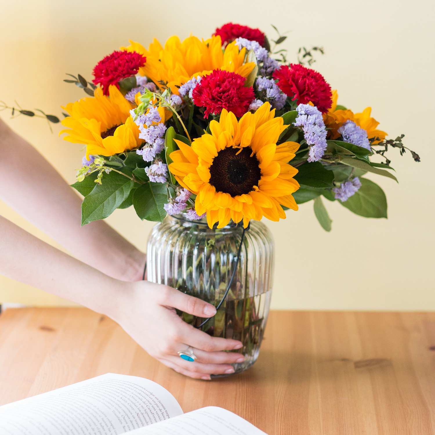 What Are The Perfect Flowers To Pair With Sunflowers
