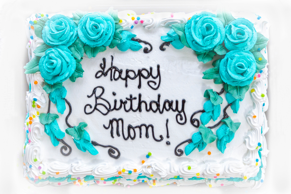 shutterstock 1468799087 FloraQueen EN Say Happy Birthday to Mom with These Floral Options