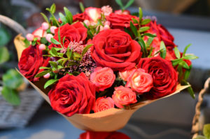 shutterstock 552296878 FloraQueen EN Bouquet of Roses