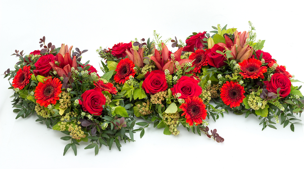 shutterstock 558068920 FloraQueen EN Funeral Flower Arrangements Online