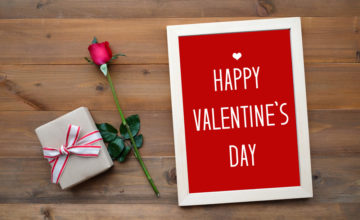 shutterstock 577746850 FloraQueen Finding That Perfect Valentine’s Day Cards and Gifts