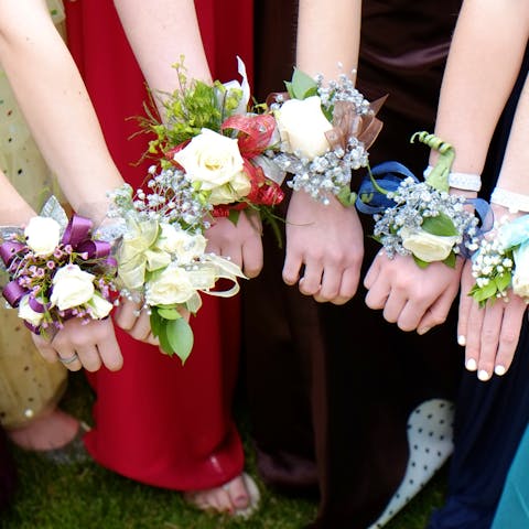 Prom Corsage Is a Beautiful Flower Design That Decorates a Girl’s Wrist for the Prom - Flora Queen