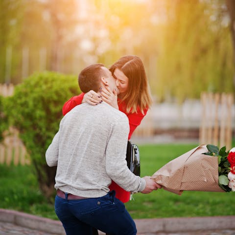 Five creative marriage proposal ideas - Flora Queen