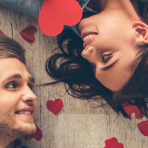 Gift delivery and 5 other plans for your anniversary - Flora Queen