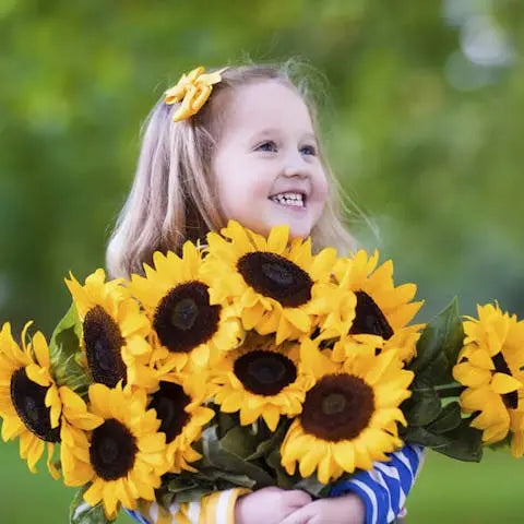 Flowers-to-Banish-the-Winter-Blues-How-to-Bring-Colour-into-Your-Home Flora Queen