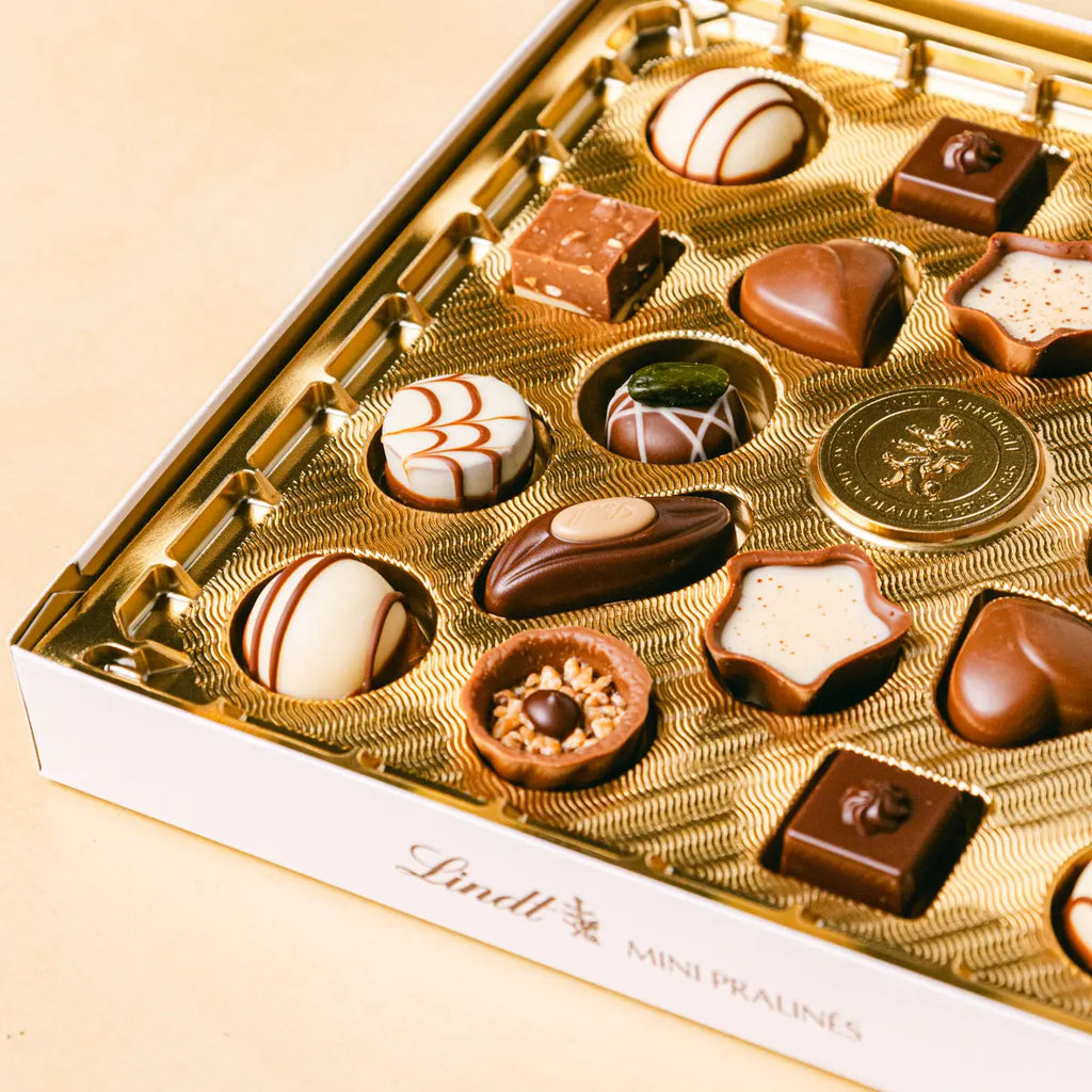 Lindt Festive Luxury Selection Flora Queen Flora Queen