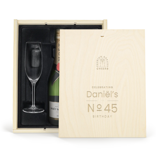 668930089de80880972a157244d4d54d