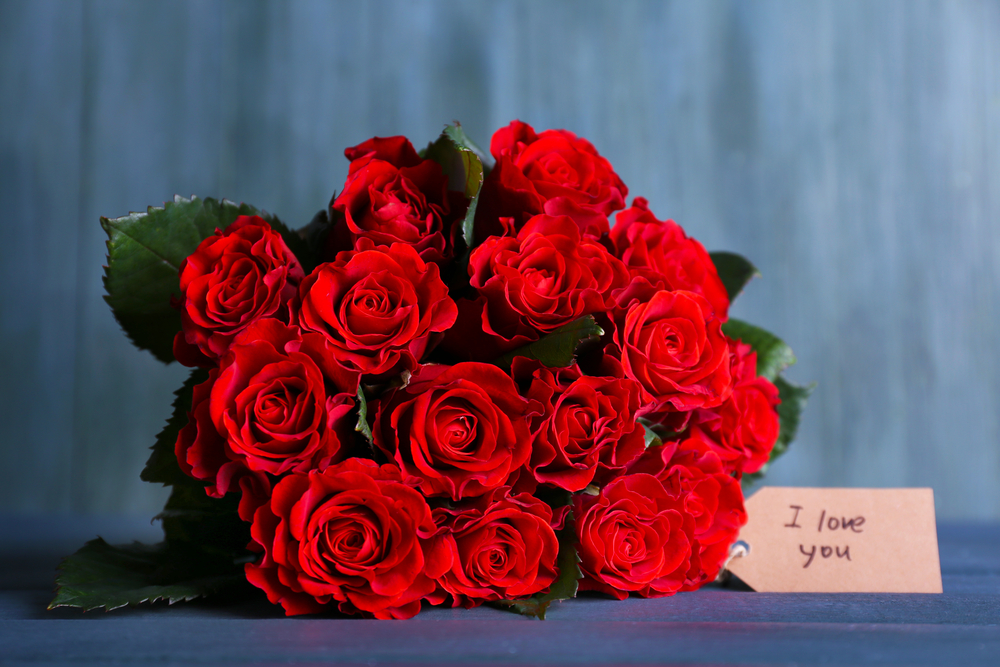 bouquet de roses rouges pour la saint valentin