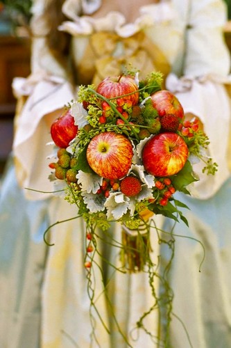 bouquet de mariée avec des pommes
