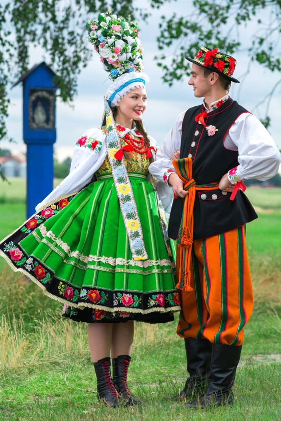 tradycyjna polska suknia slubna - lowicz
