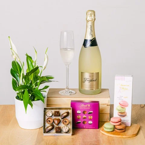 Friedliche Laune: Einblatt & Cava Friedliche Laune: Einblatt & Cava