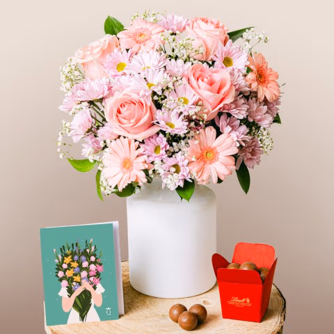 Vêtue de rose : Roses et Gerberas Vêtue de rose : Roses et Gerberas
